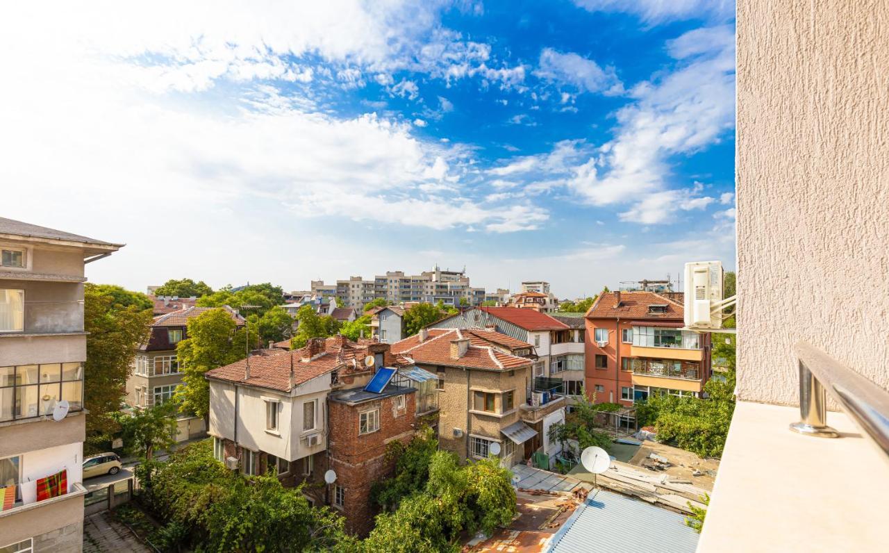 Modernly-Designed 1Bd Apartment With A Nice Terrace Пловдив Екстериор снимка